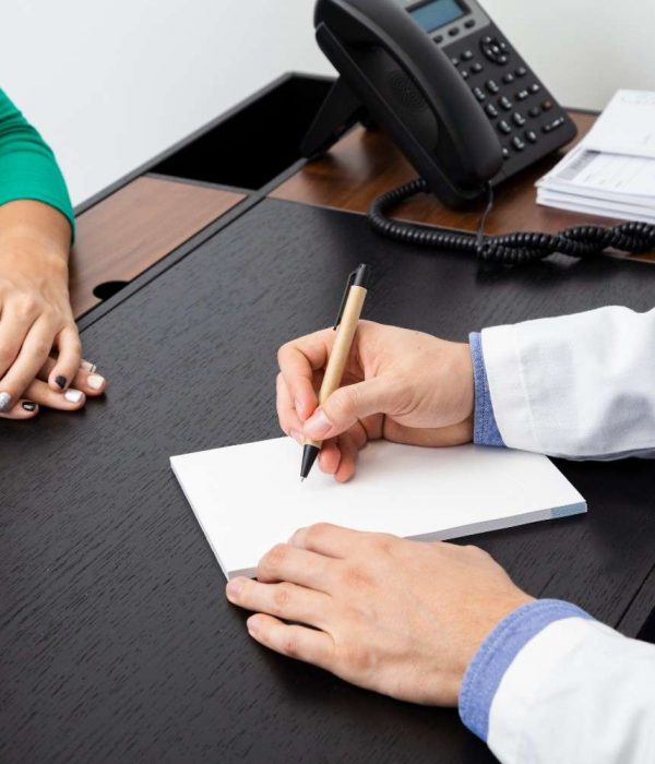 close-up-doctor-writing-prescription (1)